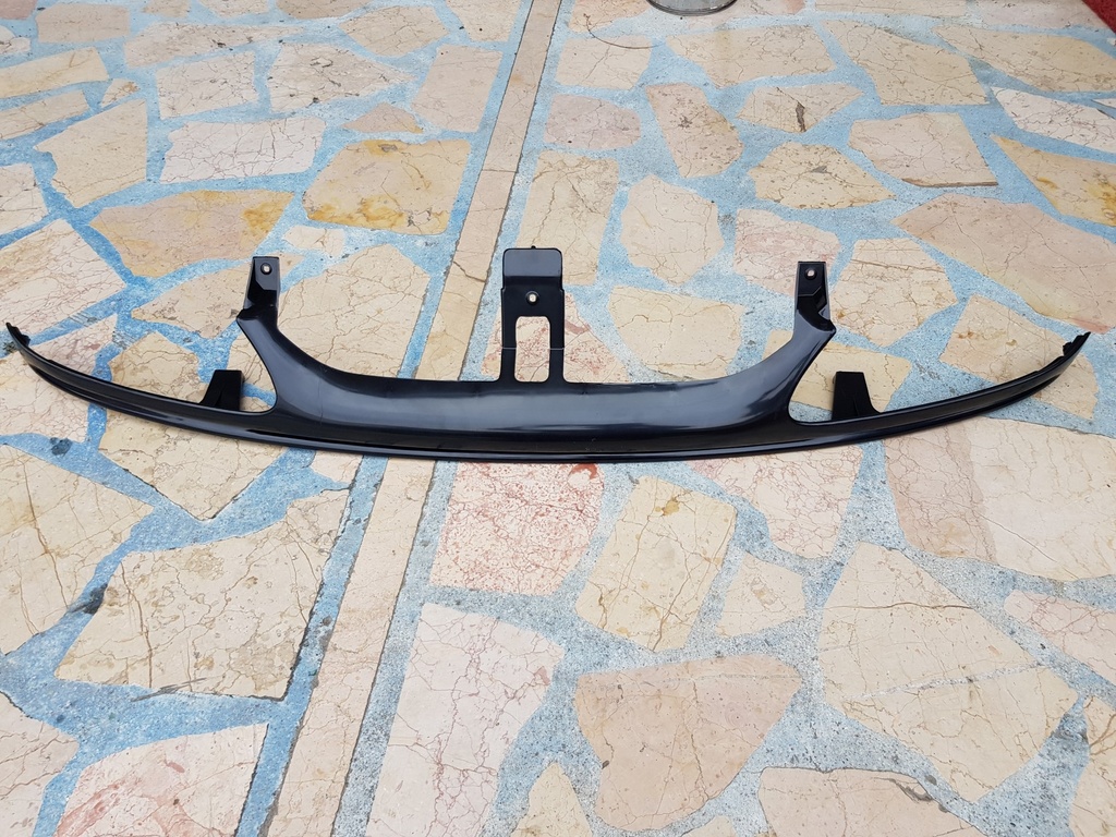 Laguna 1 1995-1998 Ön Panjur Dış 7701367611