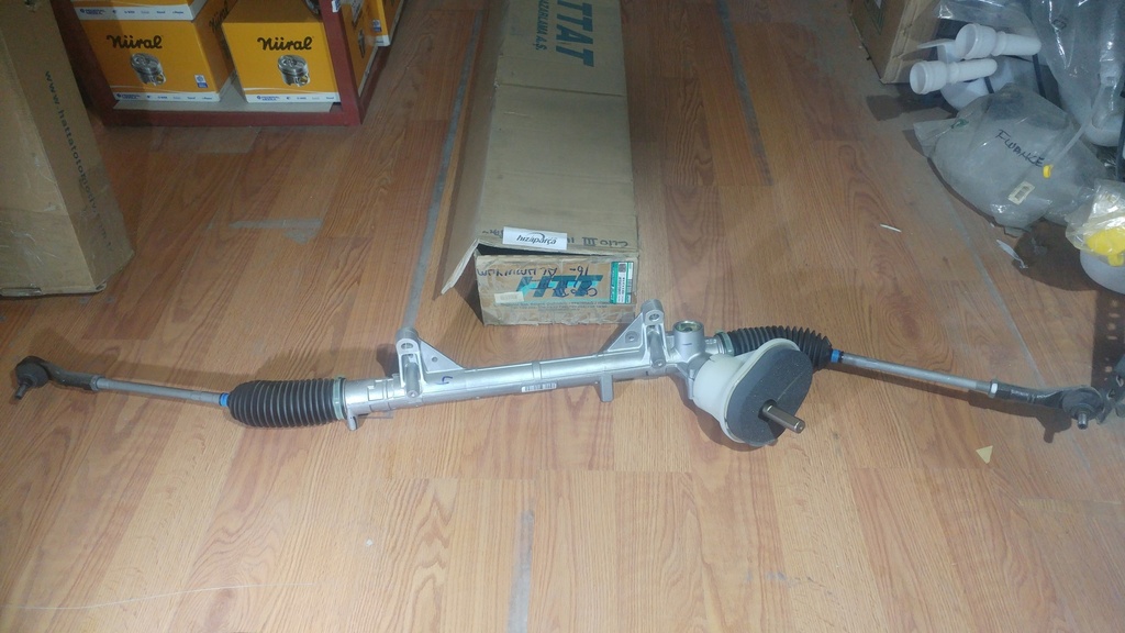 Clio 3 2005-2010 Direksiyon Kutusu 8200595935