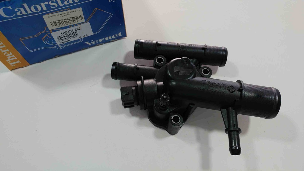 Kango Laguna 98-03 Trafic 1.9 Termostat Komple 8200674368