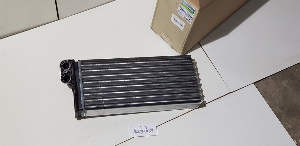 [VALEO812170] Master 1998-2003 2.8 Kalorifer Radyatörü 330*152*42