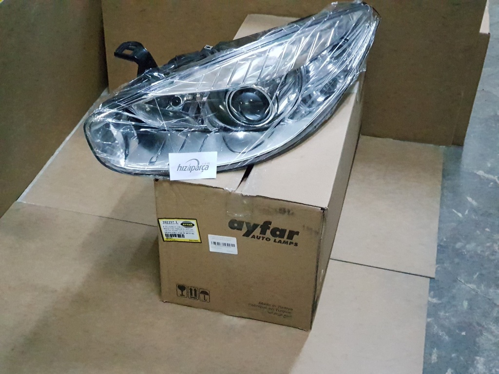 Fluence 13-- Komple Far Sol ( Makyajlı Kasa) İçi Krom 260600738R