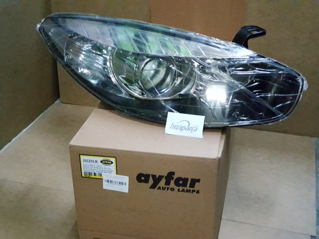 Fluence 13-- Komple Far Sağ ( Makyajlı Kasa) İçi Siyah Motorlu 260101331R