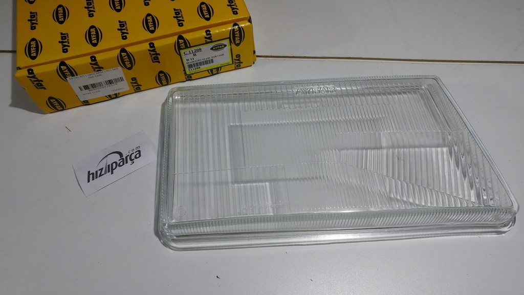 R9 (93-97) ( Orta Kasa ) R11 Sağ Far Camı