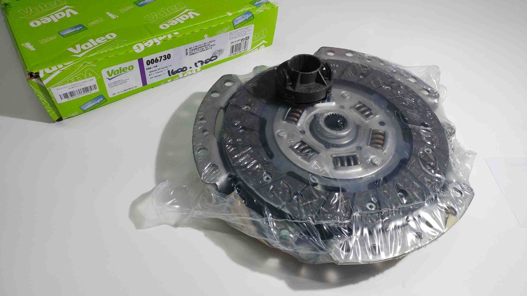 [VALEO 006730] R11 Flash R9 R19 R11 1600 R21 1700 Debriyaj Seti 7701464045