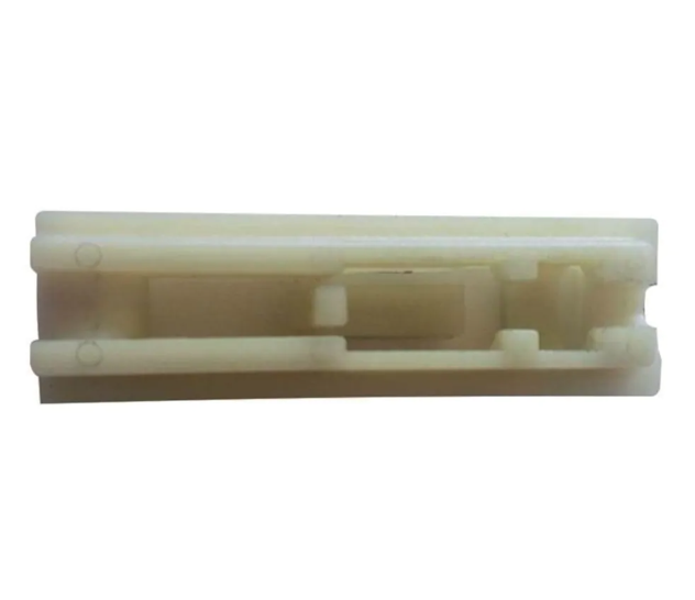 [ALPER 582051] Laguna 1 1995-2002 Debriyaj Pedal Takozu Tespit Parçası 7700423806