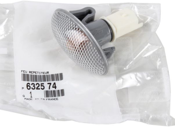 P206 P407 C3 C5 Çamurluk Sinyali Beyaz 6325.74 Orjinal