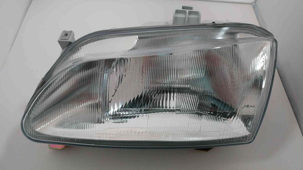 Megane 1 1996-1998 Tekli Komple Far Sol Motor Takılan 7701040682