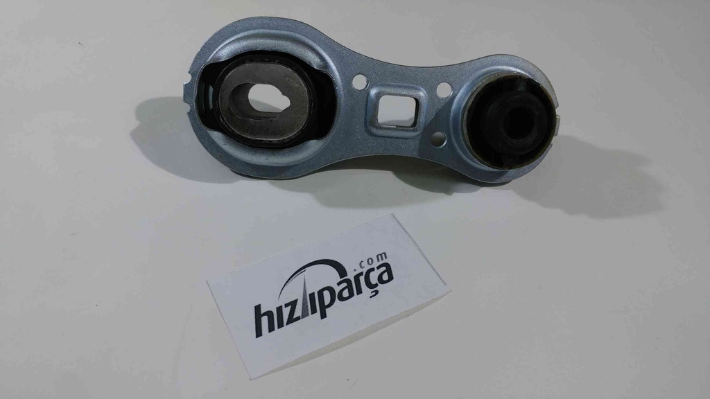 Megane 2 2003-2008 2.0D Motor Takozu 8200264322