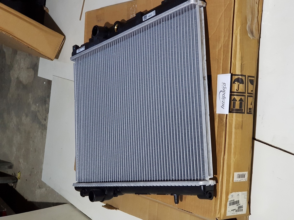 [133327.04] P206 1.4 1.6 Komple Radyatör Klimalı 133327.04 Orjinal