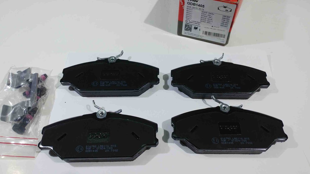 Laguna 1 Megane 1 Ön Balata 7701209077