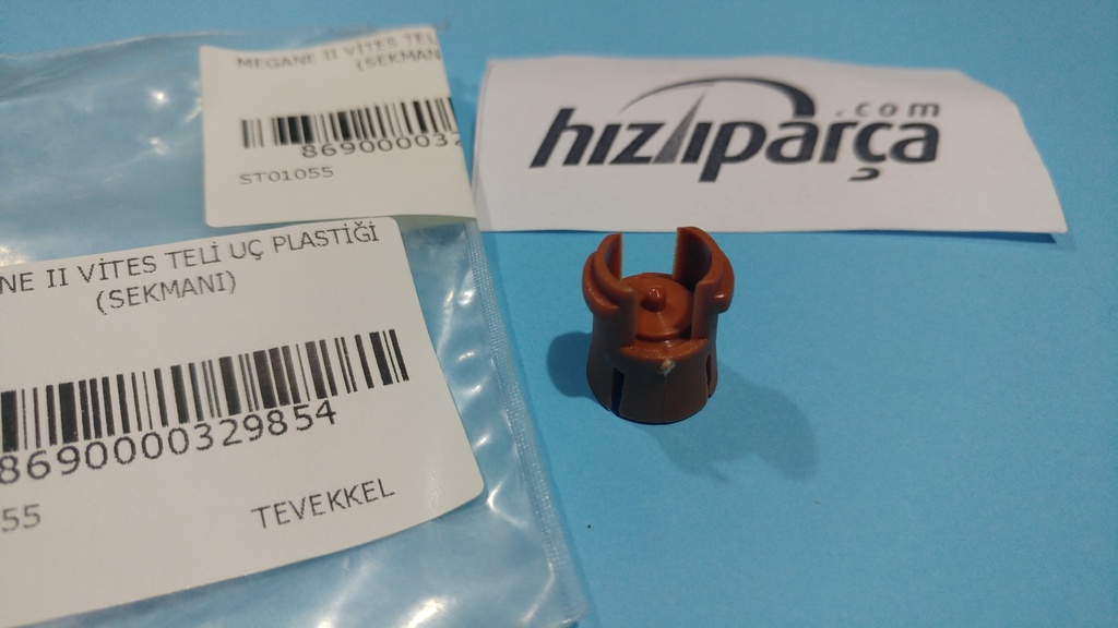 Megane 2 Vites Teli Uç Plastiği (Sekmanı)