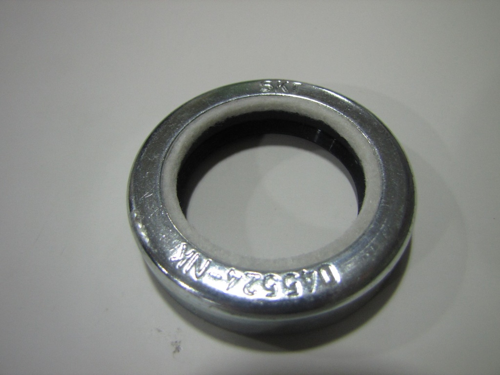 R12 Aks Keçe 7703097011