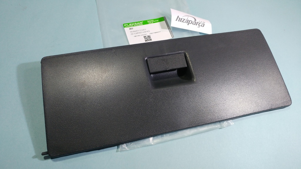 R9 Gri Torpido Kapağı 7702127180